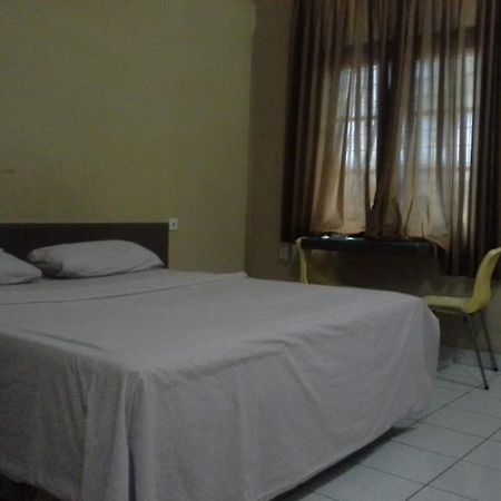 בנדונג Hotel Sriwijaya מראה חיצוני תמונה