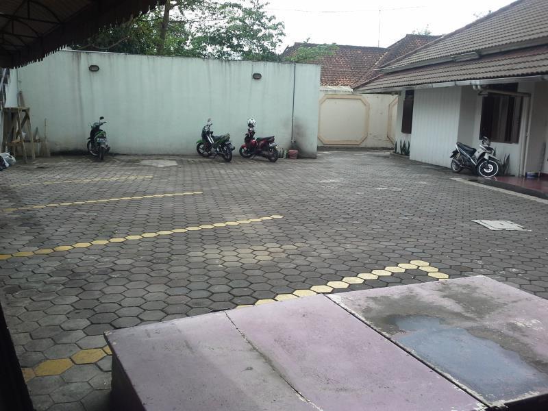 בנדונג Hotel Sriwijaya מראה חיצוני תמונה